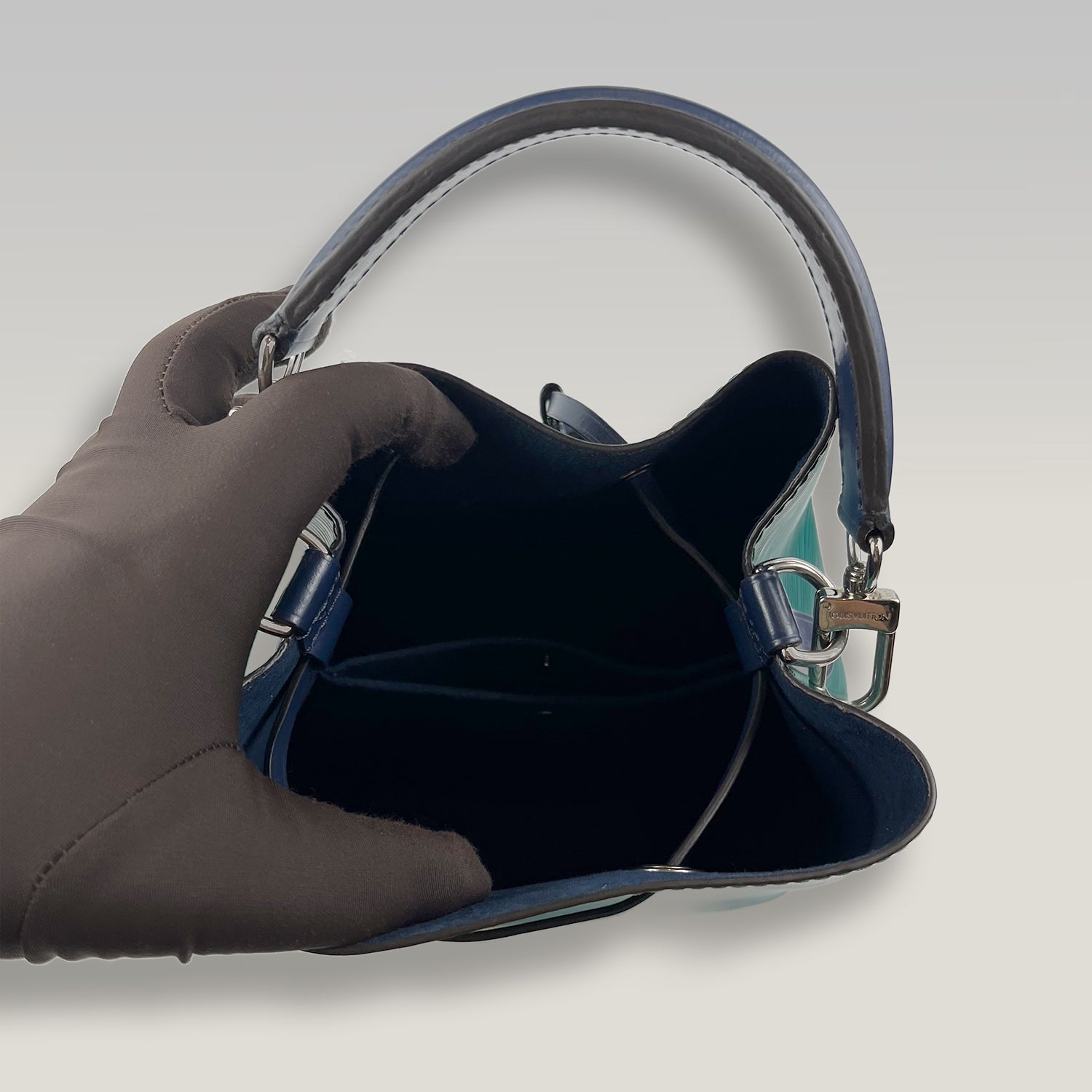 Louis Vuitton NéoNoé BB in Pelle Epi Verde Scuro e Blu