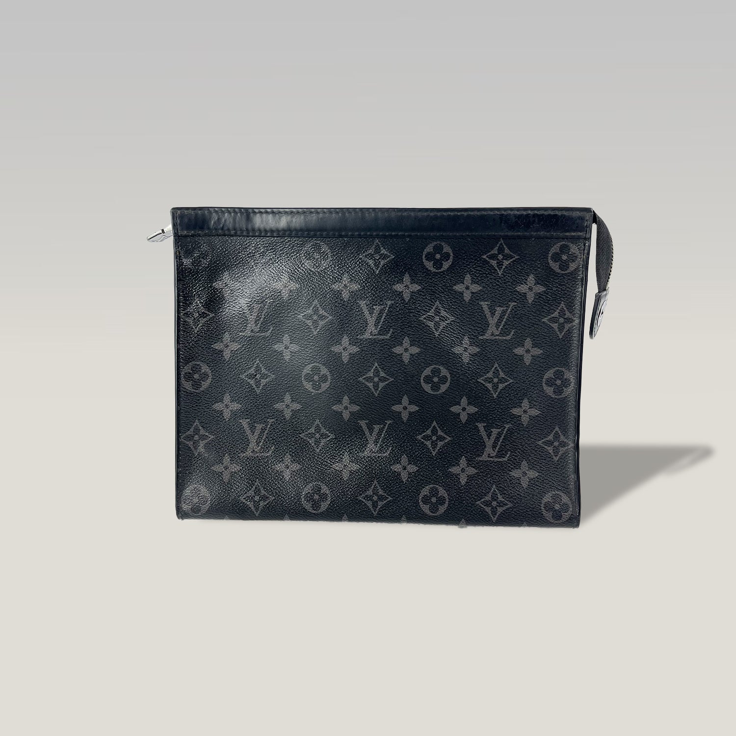 LOUIS VUITTON Pochette Voyage Monogram Eclipse Tela Spalmata