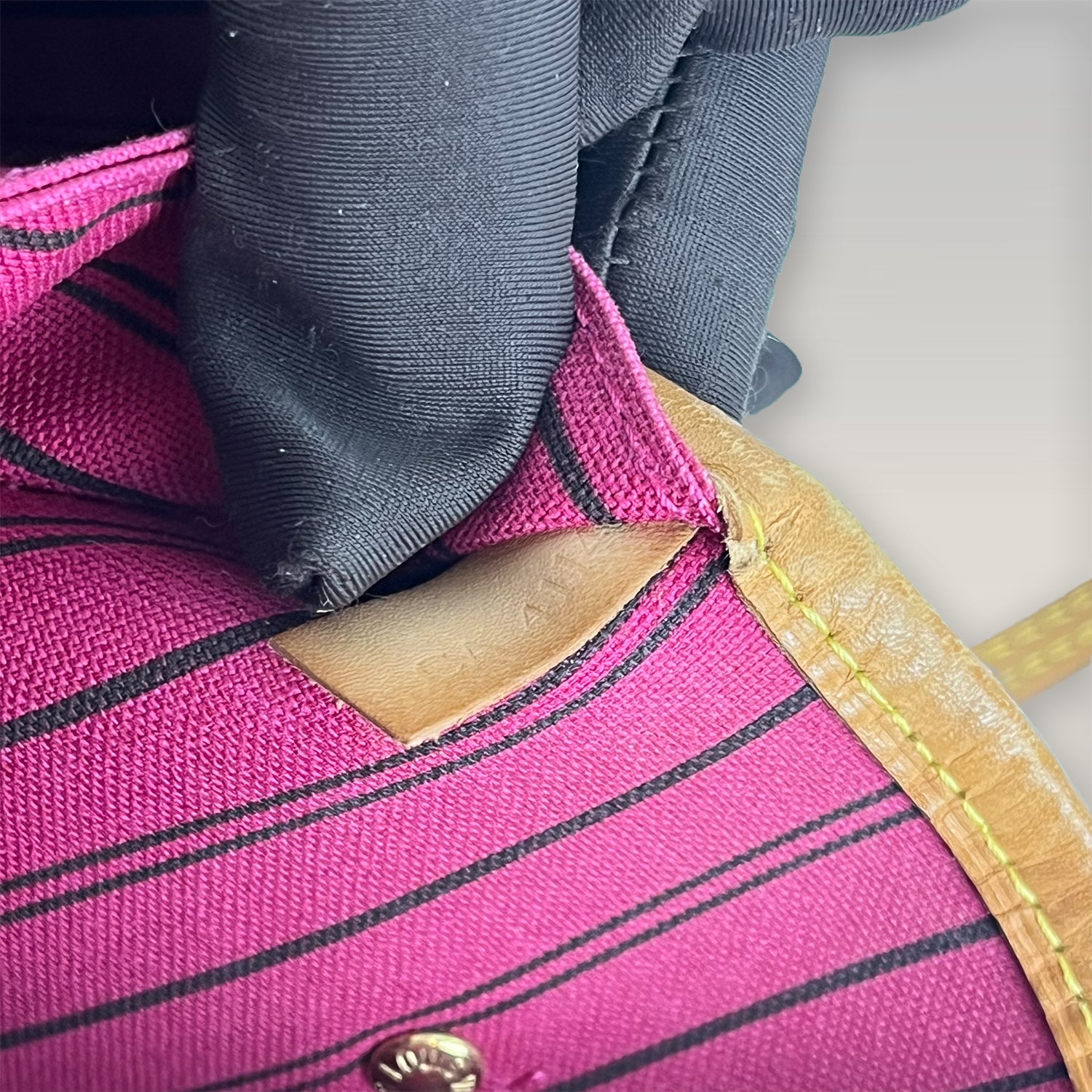 Louis Vuitton Neverfull MM Monogram “Monogramouflage / Purple Interior” 