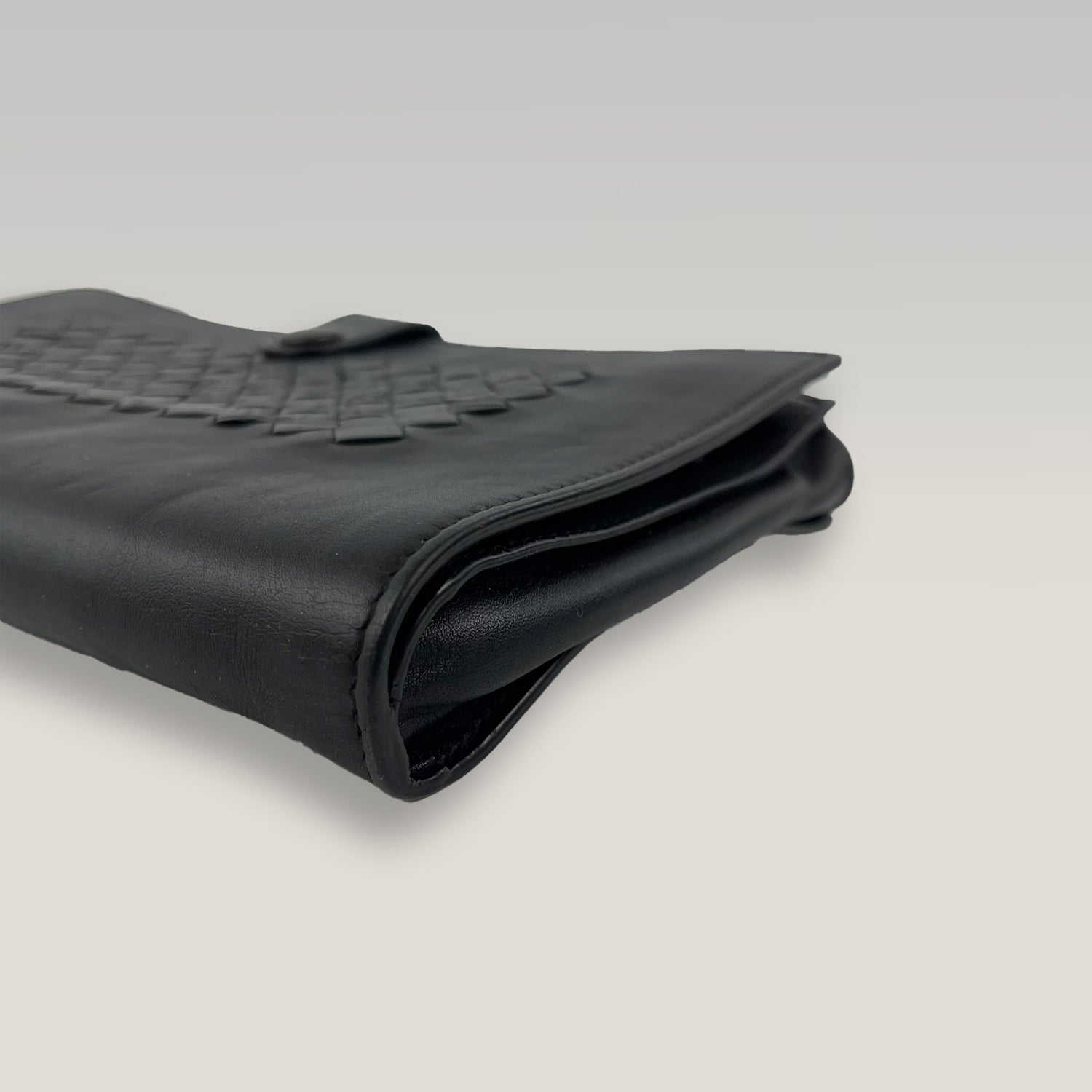 Bottega Veneta Portafoglio Continental in Pelle Nera Intrecciata | Portafoglio Uomo con Motivo Intrecciato