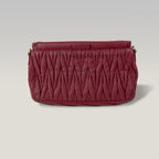 Miu Miu Borsa a Tracolla in Pelle Matelassé Rossa con Tracolla Regolabile | Crossbody Bag Donna