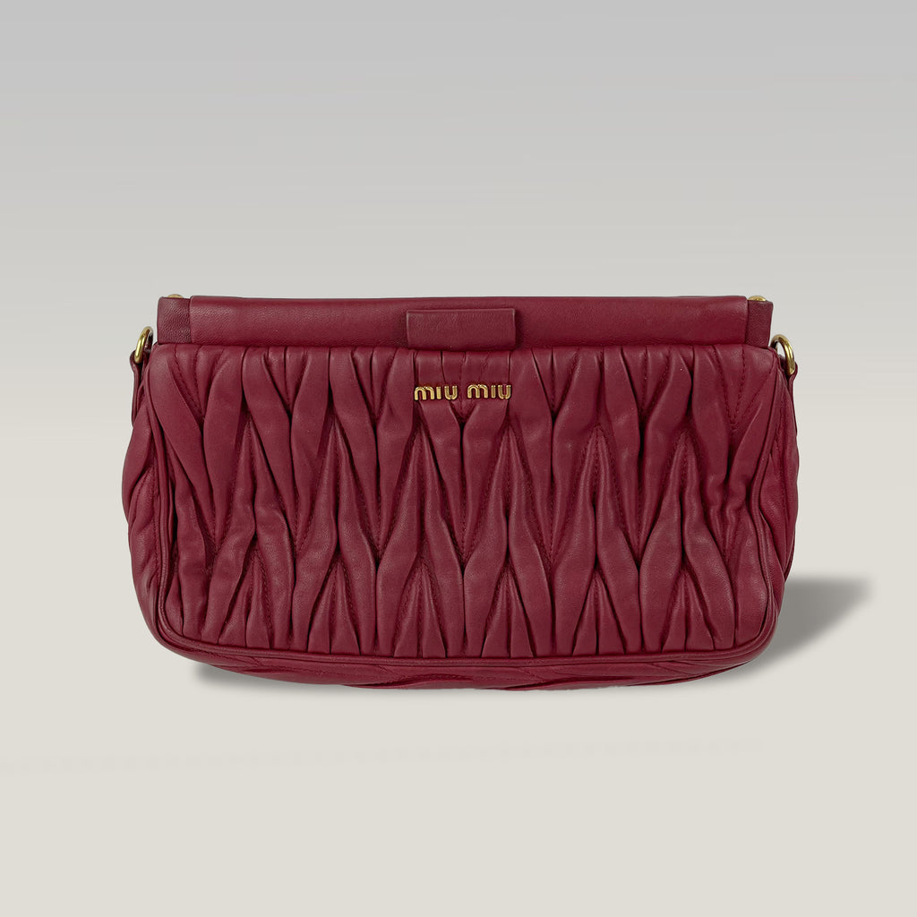 Miu Miu Borsa a Tracolla in Pelle Matelassé Rossa con Tracolla Regolabile | Crossbody Bag Donna