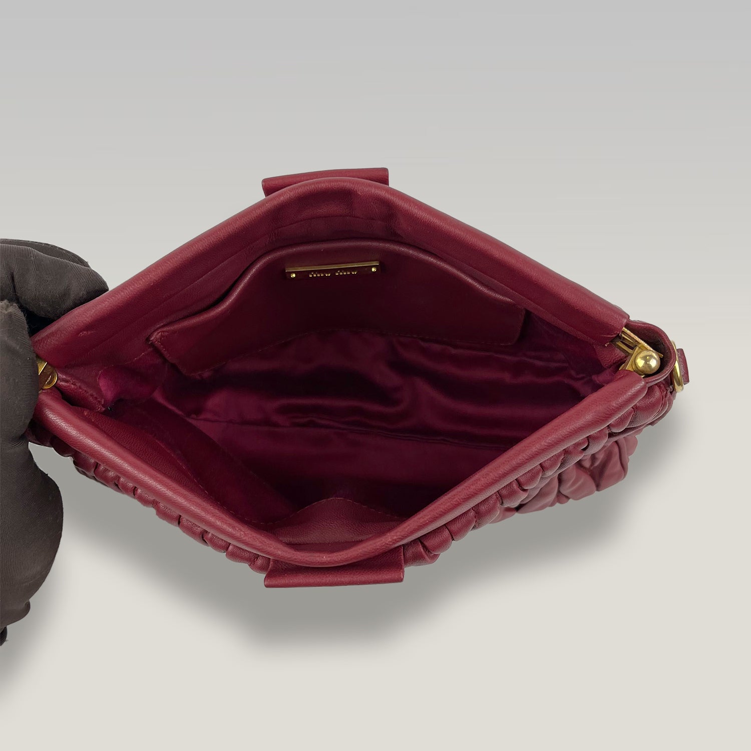 Miu Miu Borsa a Tracolla in Pelle Matelassé Rossa con Tracolla Regolabile | Crossbody Bag Donna