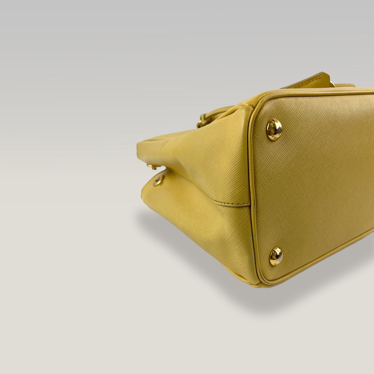 PRADA Galleria Saffiano Piccola Gialla Vintage