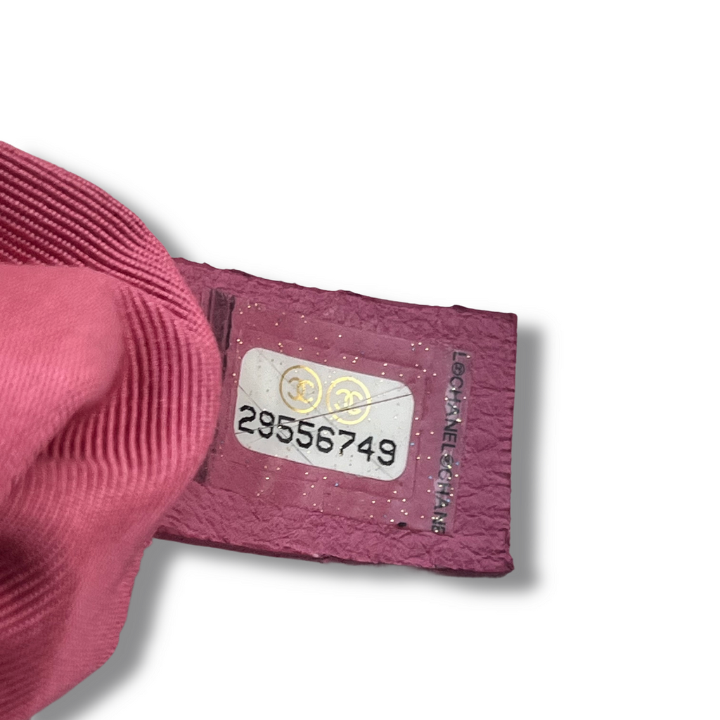 Chanel Gabrielle Medium – Borsa Hobo Trapuntata in Pelle di Vitello Invecchiata Rosa