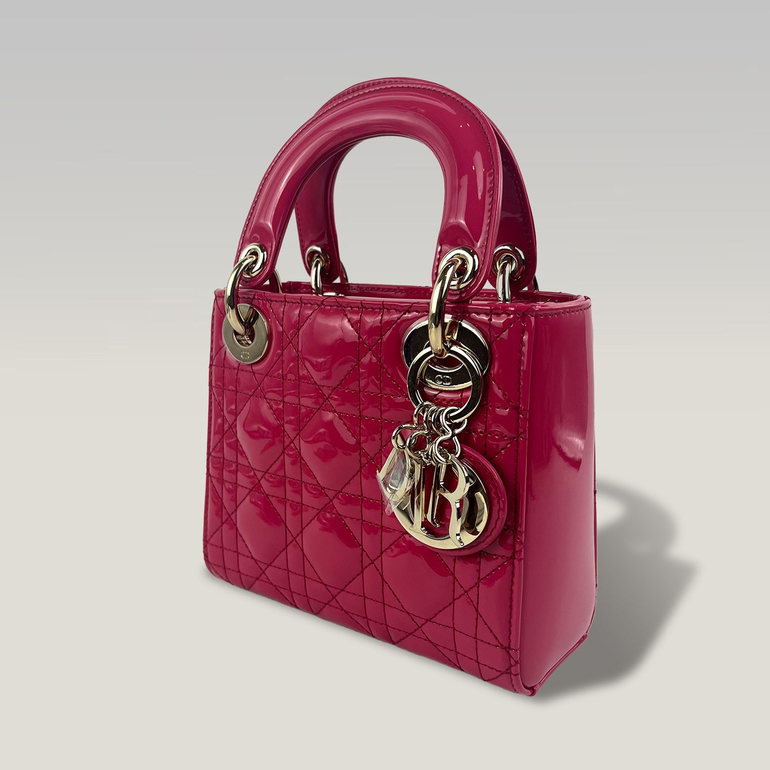 Dior Lady Dior Mini in Vernice Rosa Fucsia – Borsa Top Handle con Tracolla Donna 17 cm
