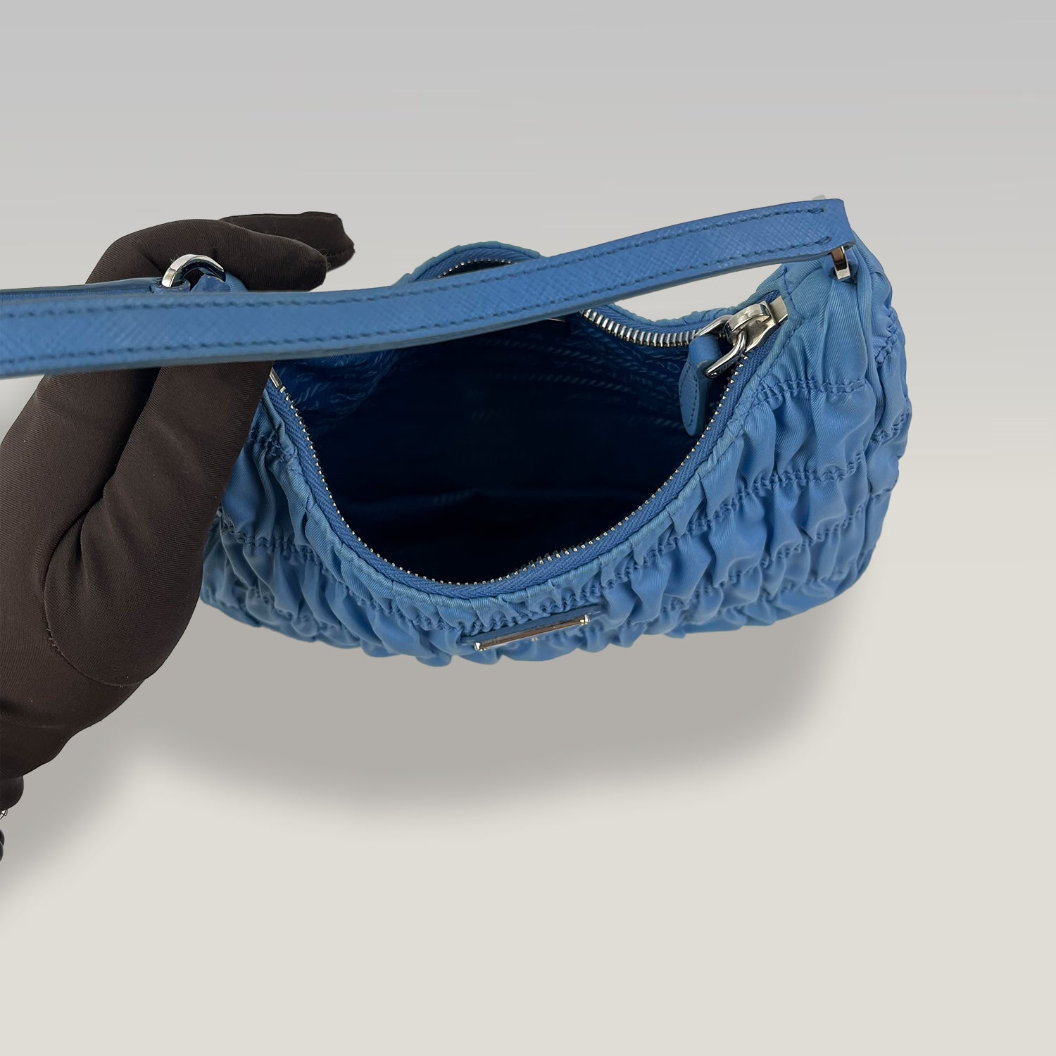 Prada Hobo Bag Blu in Nylon Arricciato