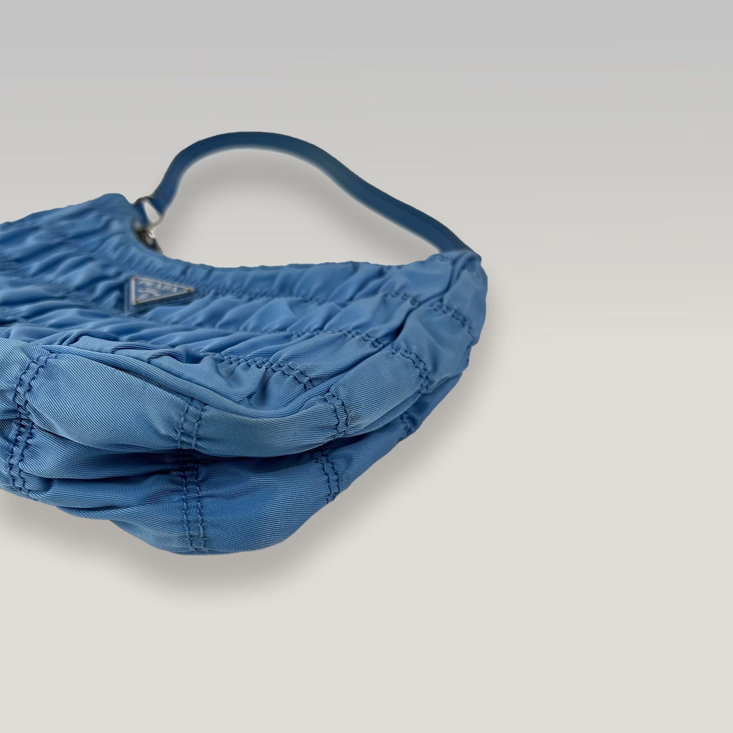 Prada Hobo Bag Blu in Nylon Arricciato