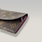 LOUIS VUITTON Portafoglio Emilie Monogram con Bottone Fucsia