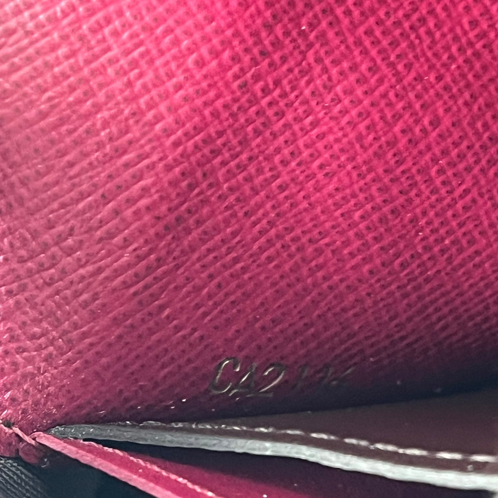 LOUIS VUITTON Portafoglio Emilie Monogram con Bottone Fucsia