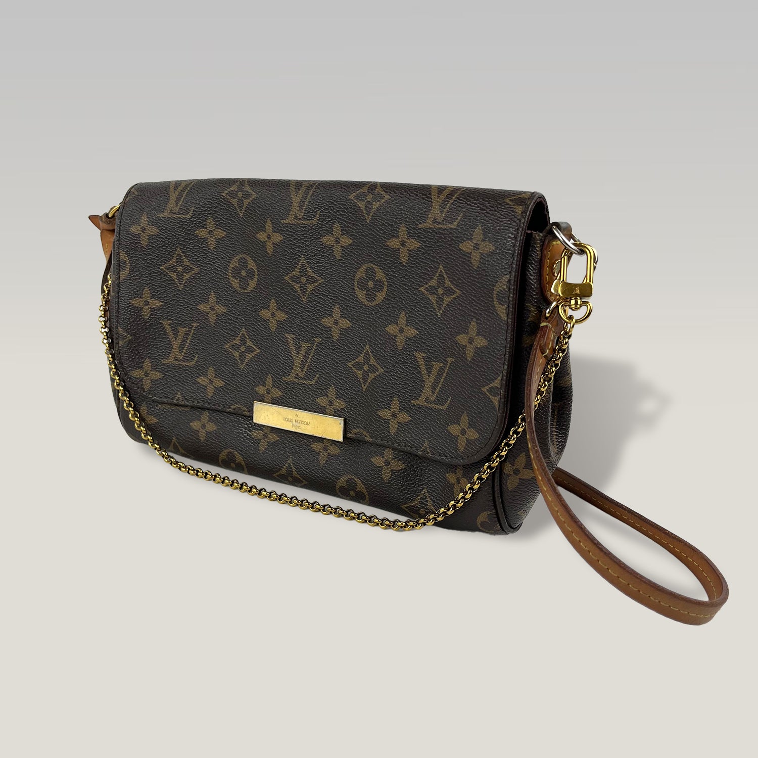 Louis Vuitton Favorite MM Monogram Canvas Shoulder Bag Marrone con Tracolla e Catena Oro 24 cm