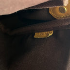 Louis Vuitton Favorite MM Monogram Canvas Shoulder Bag Marrone con Tracolla e Catena Oro 24 cm