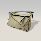 LOEWE Puzzle Bag 29 cm in Light Grey Leather – Geometric Shoulder Bag 