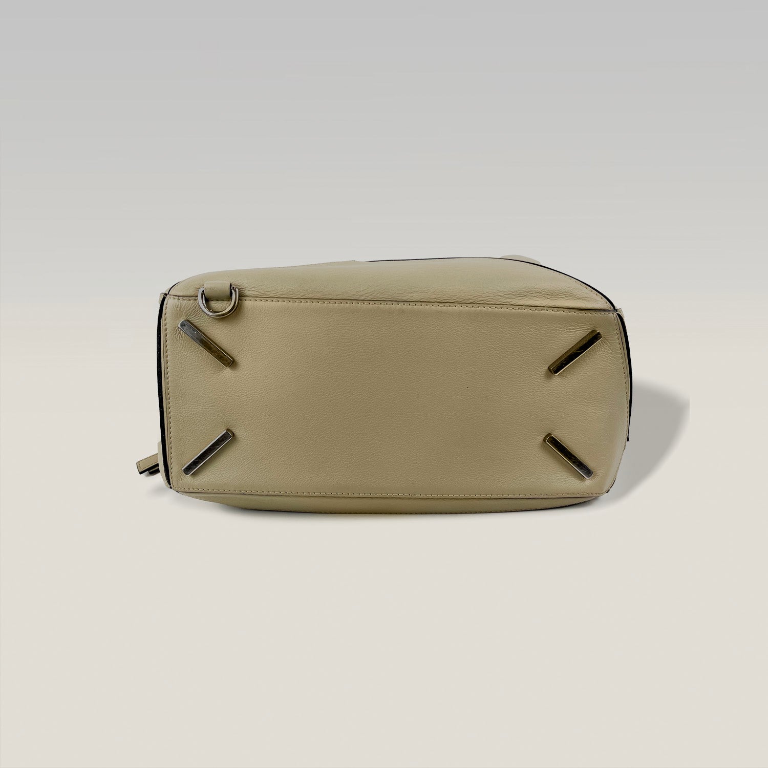 LOEWE Puzzle Bag 29 cm in Pelle Grigio Chiaro – Borsa a Spalla Geometrica