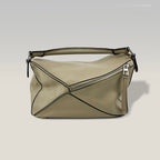 LOEWE Puzzle Bag 29 cm in Light Grey Leather – Geometric Shoulder Bag 
