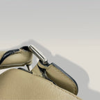 LOEWE Puzzle Bag 29 cm in Light Grey Leather – Geometric Shoulder Bag 