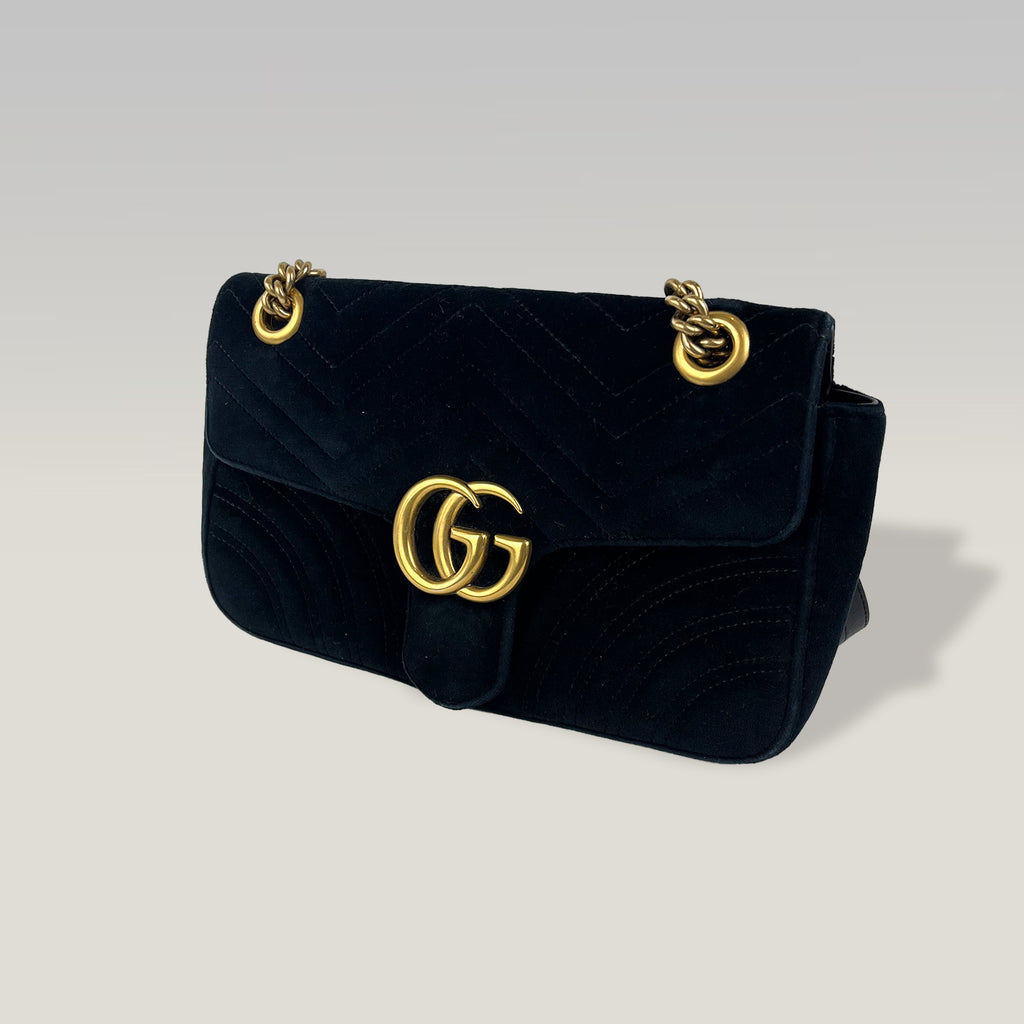 Gucci GG Marmont Flap Bag Nera in Velluto con GG Dorato