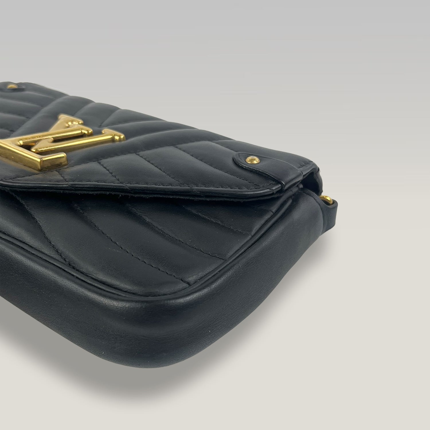 Louis Vuitton New Wave Pochette Black Quilted Leather Crossbody Bag with Gold LV Logo