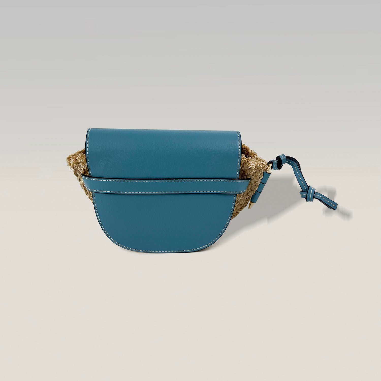LOEWE Mini Gate in pelle blu e rafia naturale – Edizione estiva