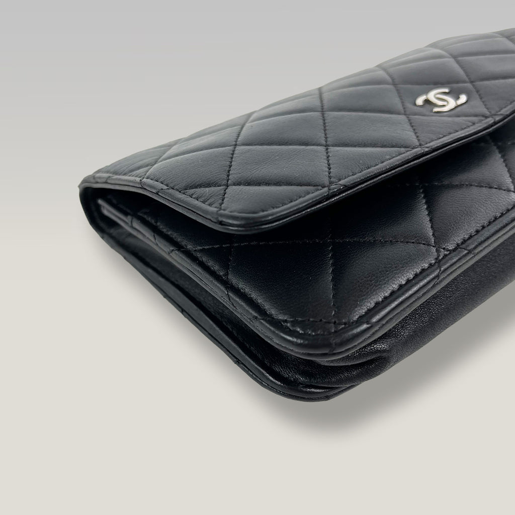 Chanel Timeless Wallet On Chain WOC Caviar Nero Quilted Leather Crossbody Bag con Catena Oro 19 cm