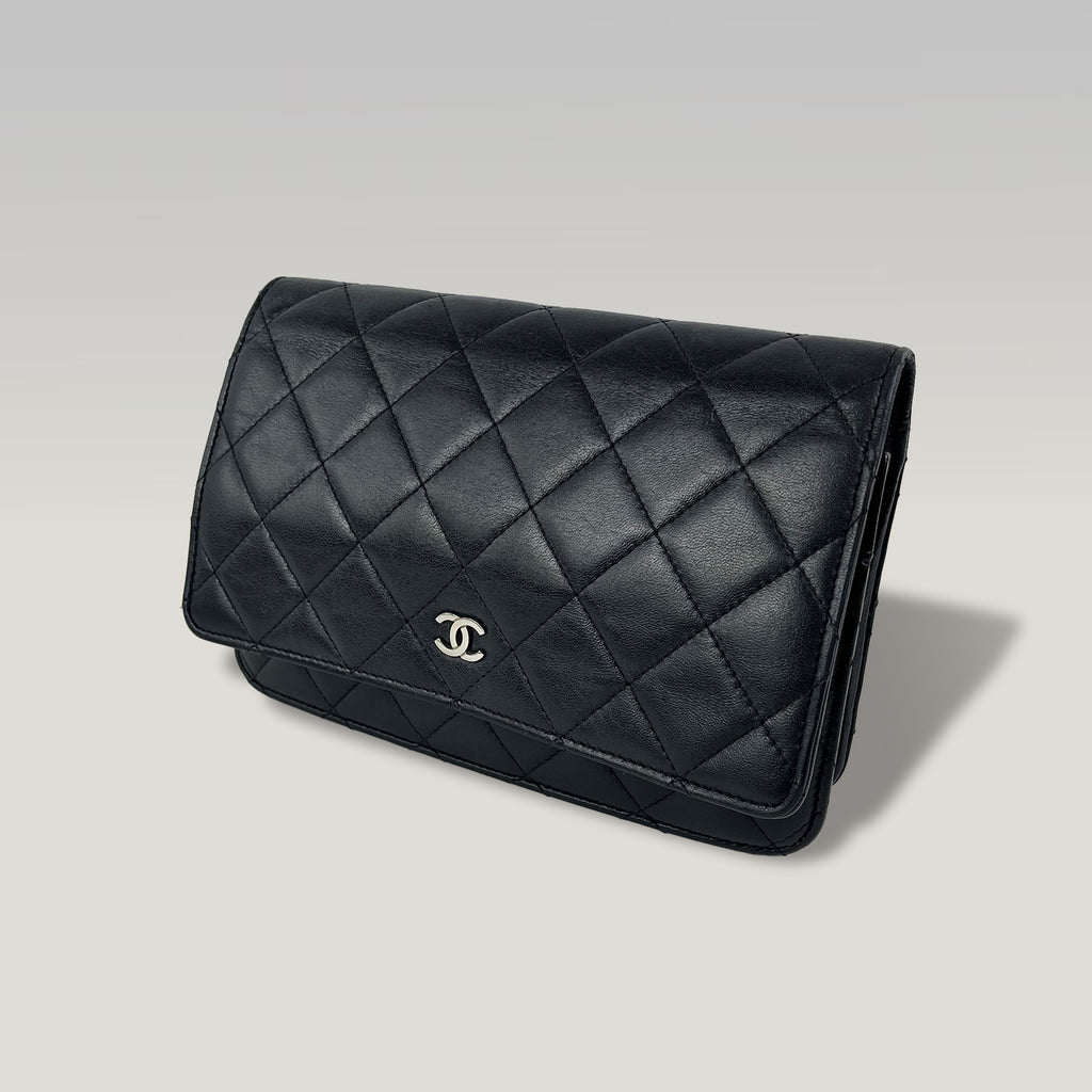 Chanel Timeless Wallet On Chain WOC Caviar Nero Quilted Leather Crossbody Bag con Catena Oro 19 cm