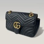 Gucci GG Marmont Medium Borsa a Tracolla in Pelle Nera Matelassé con Catena Dorata | Shoulder Bag Donna