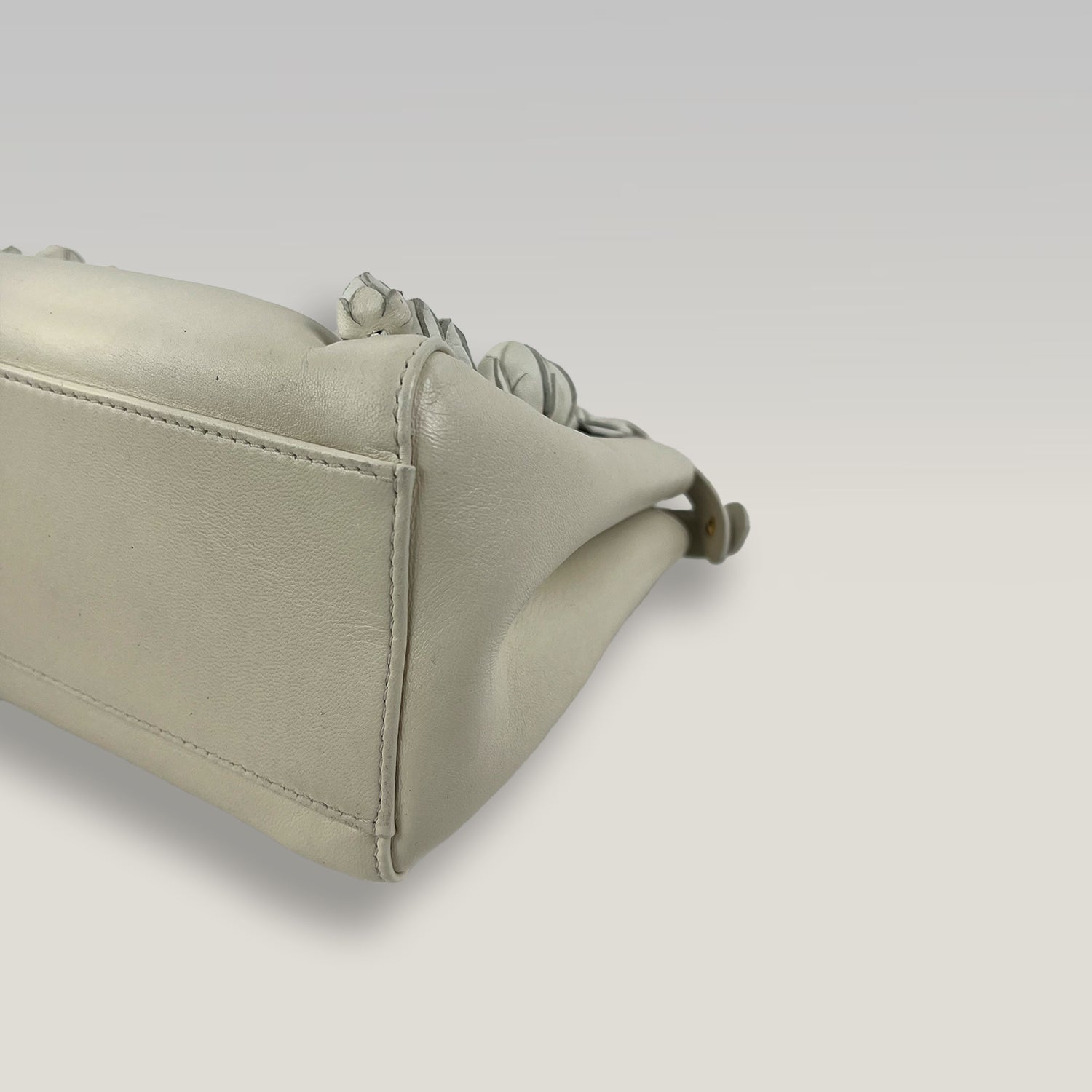 Fendi Peekaboo Mini White Leather Top Handle Bag with Floral Details