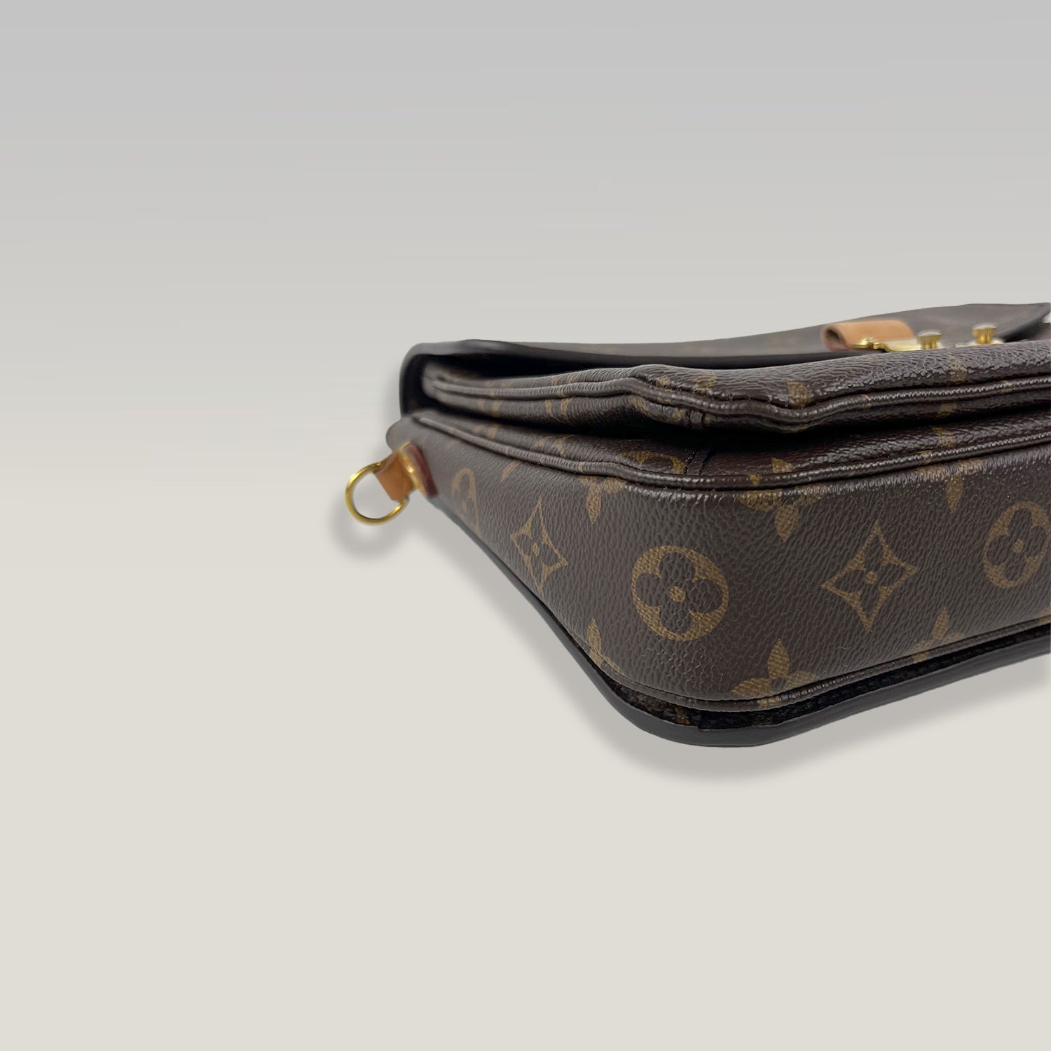 LOUIS VUITTON Pochette Métis Monogram con Pelle Naturale