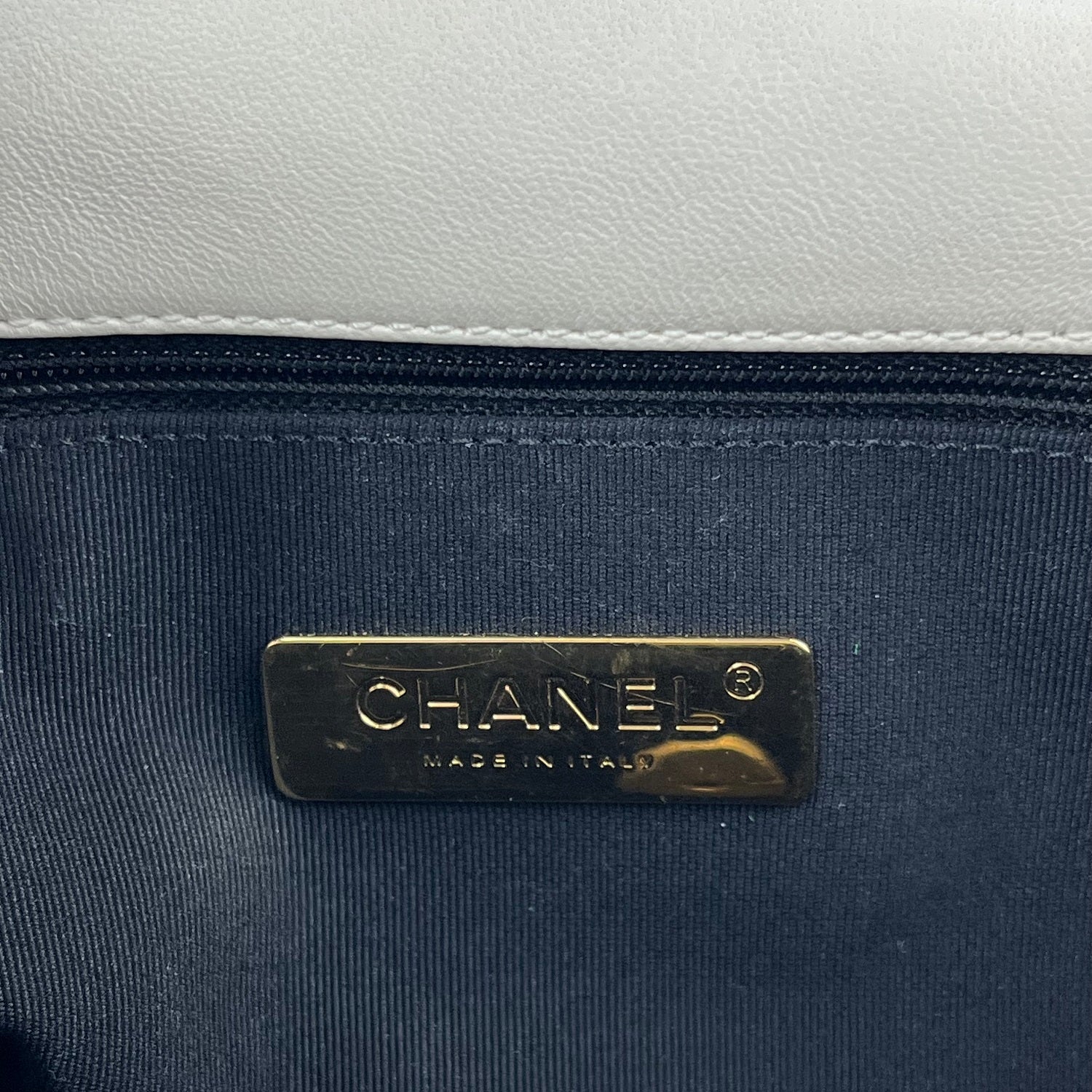 Chanel 19 Small in White Leather with Gold Hardware and Mixed Chain 