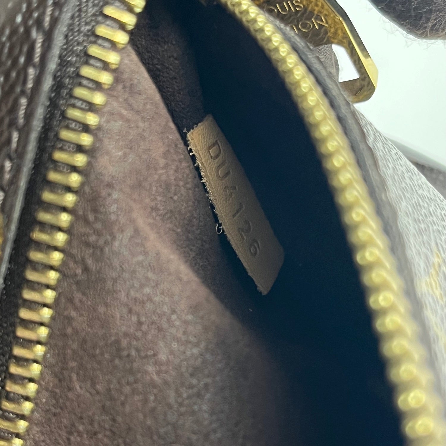 Louis Vuitton Pochette Metis Borsa a Tracolla in Tela Monogram
