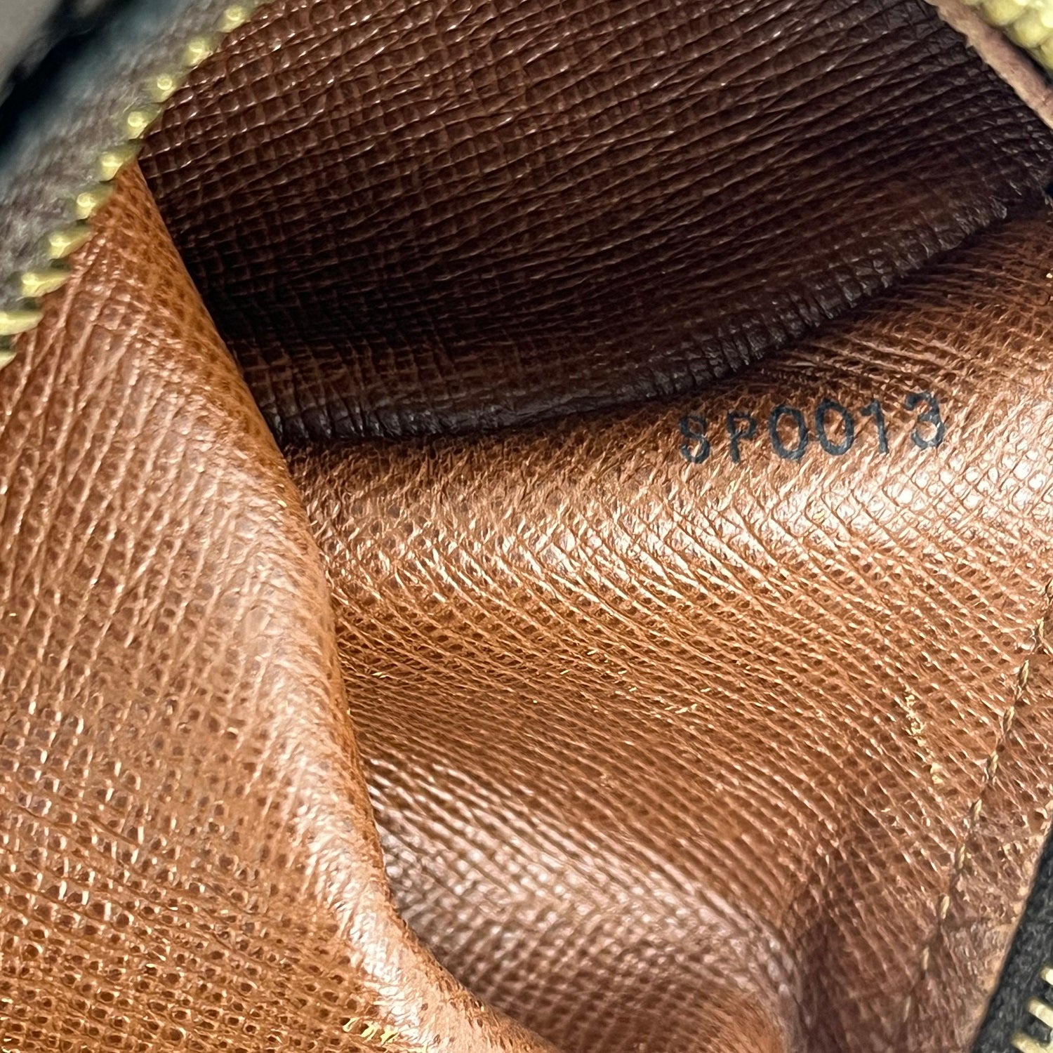 Louis Vuitton Papillon 30 Vintage in Tela Monogram con Manici in Vacchetta