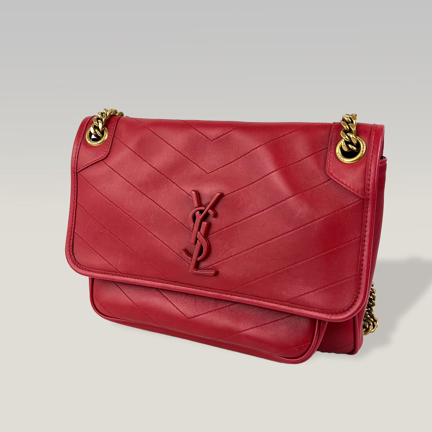 Saint Laurent Niki Medium Bag Rossa in Pelle con Catena
