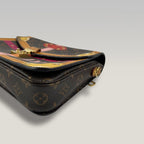 LOUIS VUITTON Pochette Métis Summer Trunks in Tela Monogram Multicolore con Finiture in Pelle