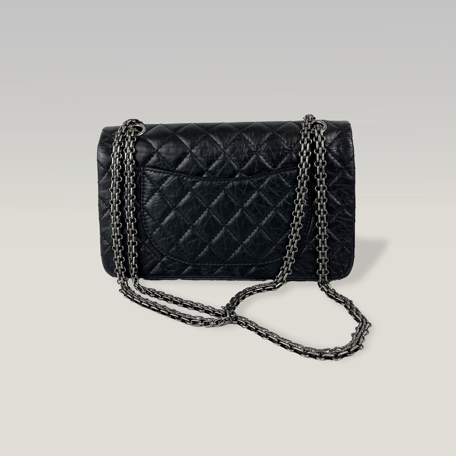 Chanel 2.55 Reissue Medium Bag Nera in Pelle Trapuntata con Metalleria Grigia
