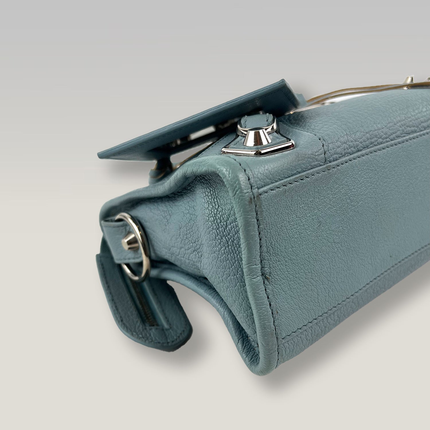 Balenciaga Mini City in Pelle Azzurra – Iconica Borsa Motorcycle con Tracolla 24 cm