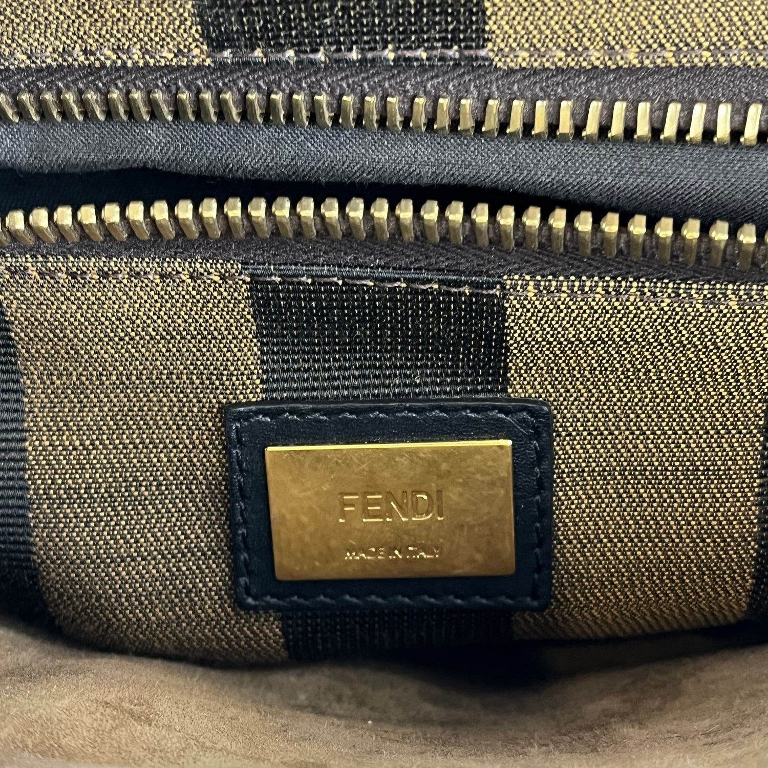 Fendi Peekaboo Pelle Nera