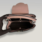 Louis Vuitton Capucines Borsa Donna in Pelle Martellata Rosa Cipria con Hardware Argento
