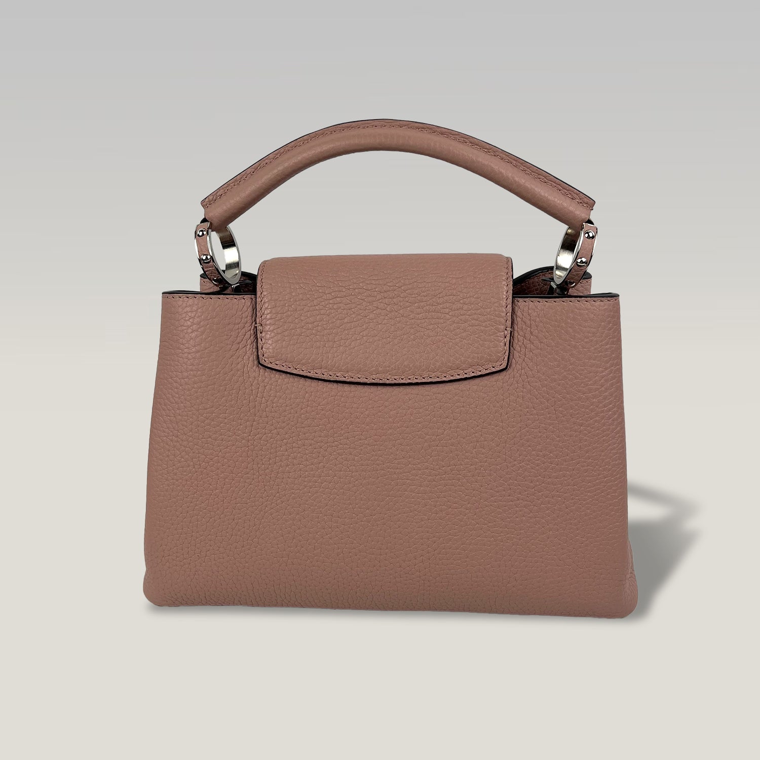 Louis Vuitton Capucines Borsa Donna in Pelle Martellata Rosa Cipria con Hardware Argento