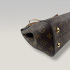 Louis Vuitton Cluny MM Monogram Canvas Shoulder Bag