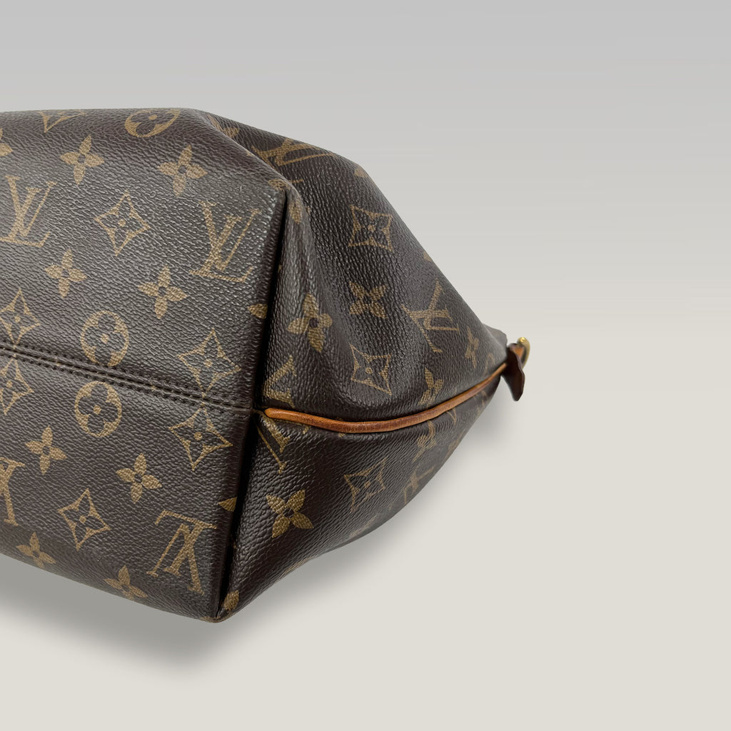 Louis Vuitton Turenne PM Monogram Canvas Shoulder Bag with Natural Leather Trim