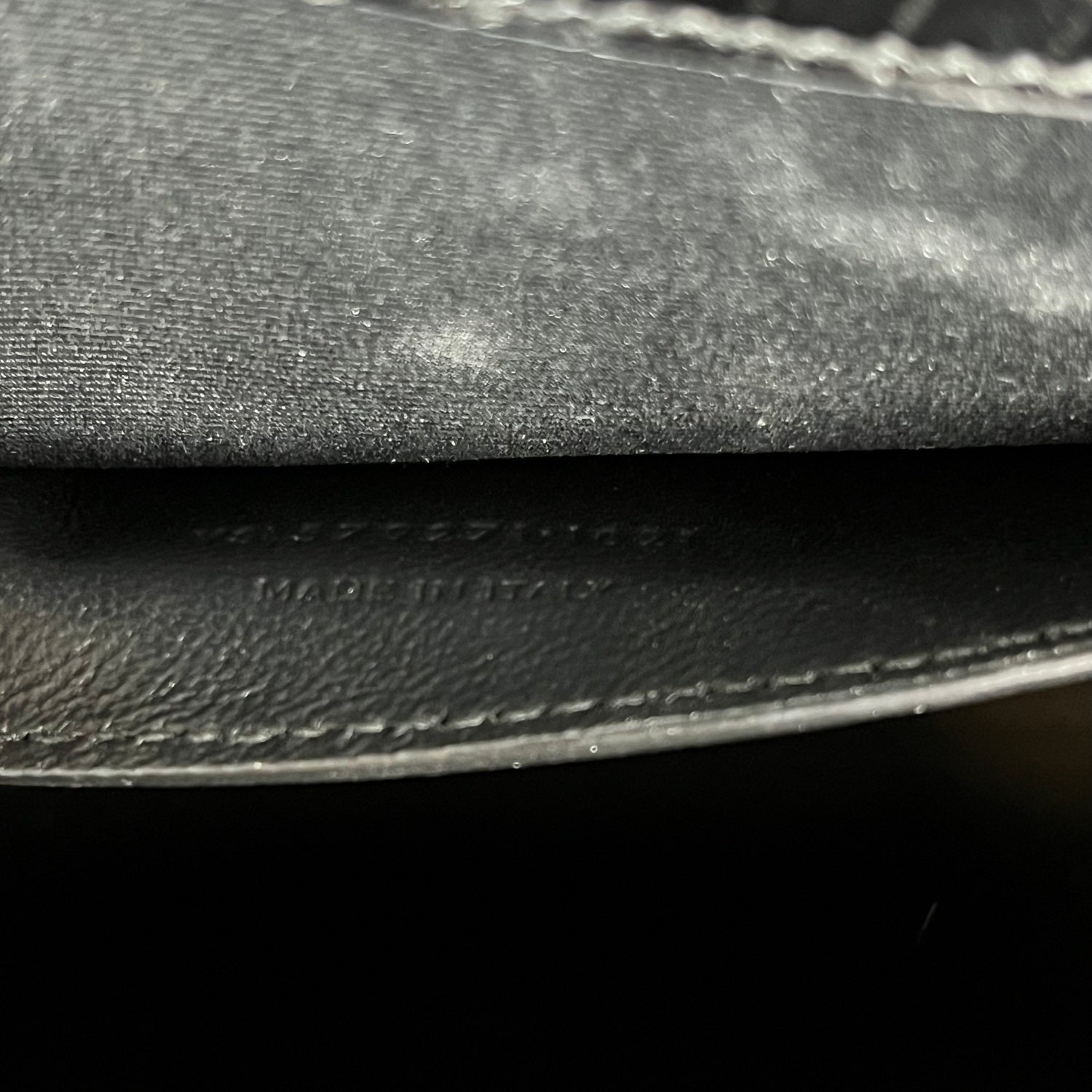Saint Laurent Manhattan Medium Borsa a Tracolla Nera Effetto Coccodrillo in Pelle con Hardware Dorato