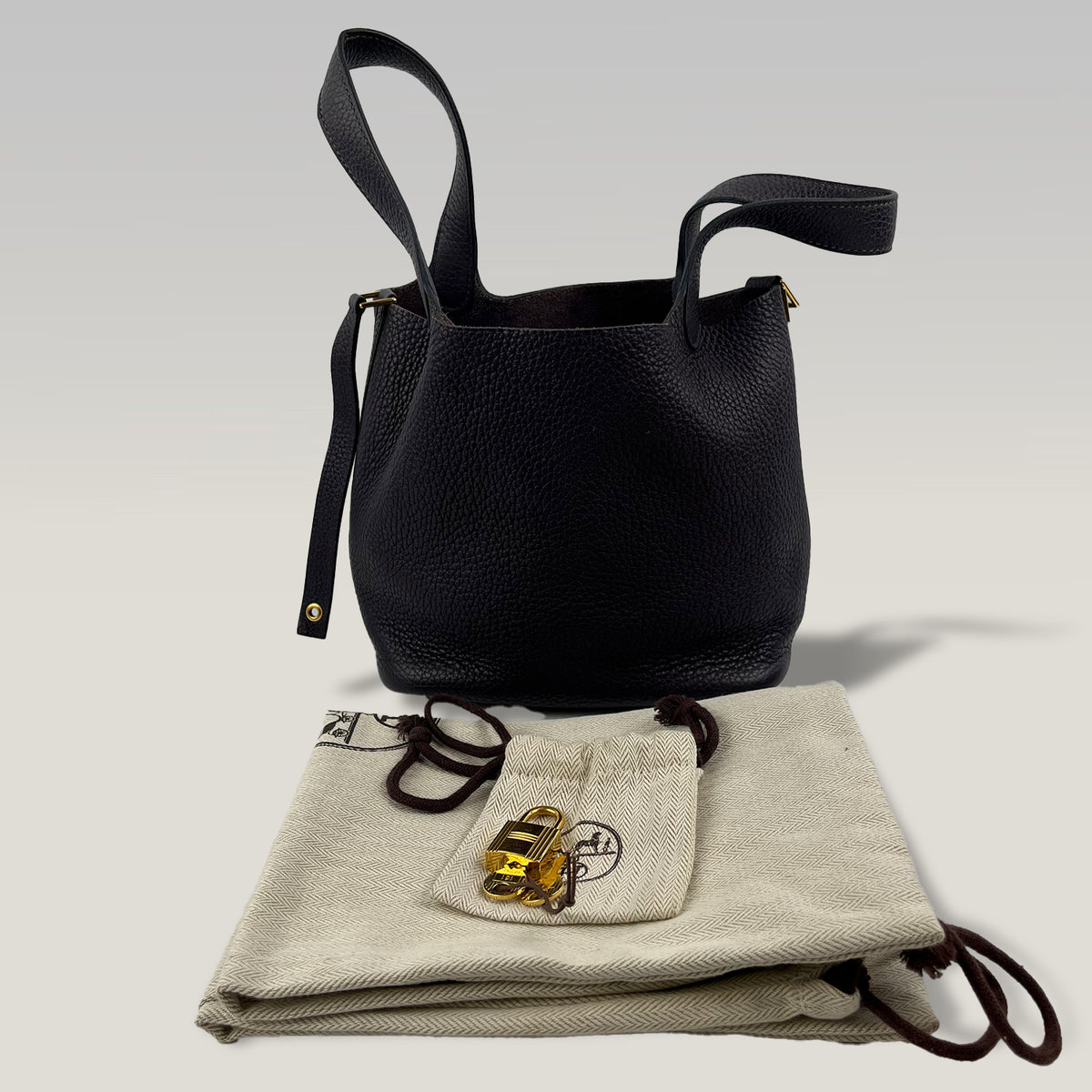Hermès Picotin Lock 18 PM Viola in Pelle Taurillon Clemence con Hardware Dorato – Stamp D