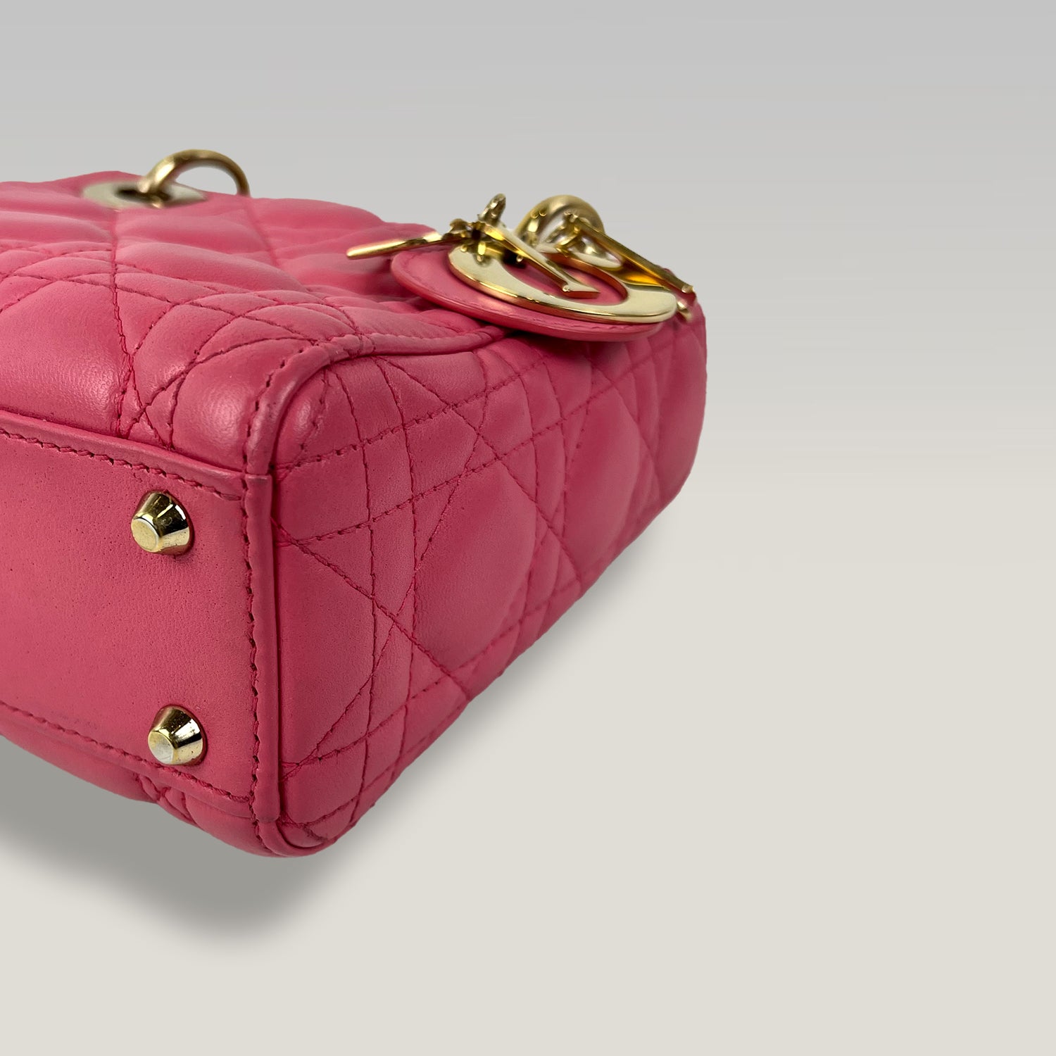 Dior Mini Lady Dior Borsa in Pelle Rosa Cannage con Hardware Dorato