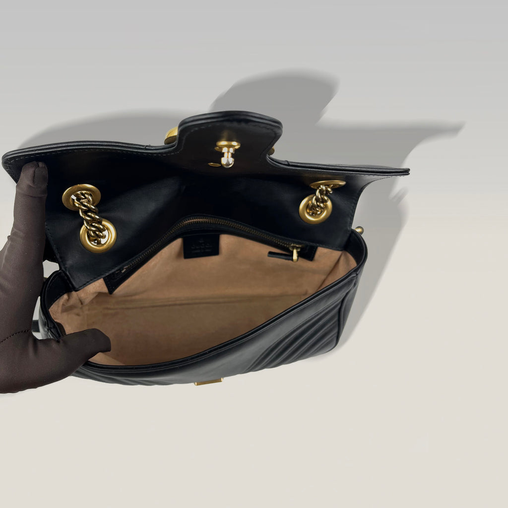 Gucci GG Marmont black shoulder bag 26 cm 