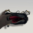 Chanel Gabrielle Hobo Bag Nera in Pelle di Vitello Trapuntata con Catena Bicolore Oro e Argento