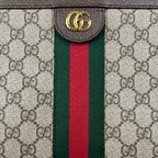 Gucci GG Supreme clutch con banda Web e catena