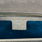 Gucci GG Supreme clutch con banda Web e catena