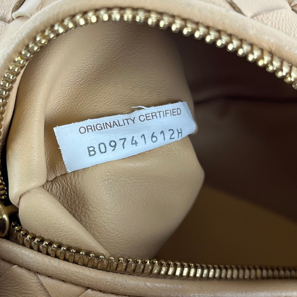 Bottega Veneta Jodie Medium Intrecciato Beige in Pelle – Borsa Hobo Iconica da Spalla