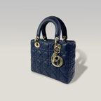Dior Lady Dior Small Blu Scuro in Pelle Cannage con Charm D.I.O.R.