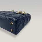 Dior Lady Dior Small Blu Scuro in Pelle Cannage con Charm D.I.O.R.